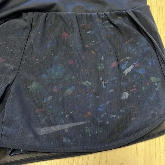 ‎Fabletics - Picture 7 of 8